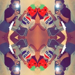 Meet your Posher, Jordyn